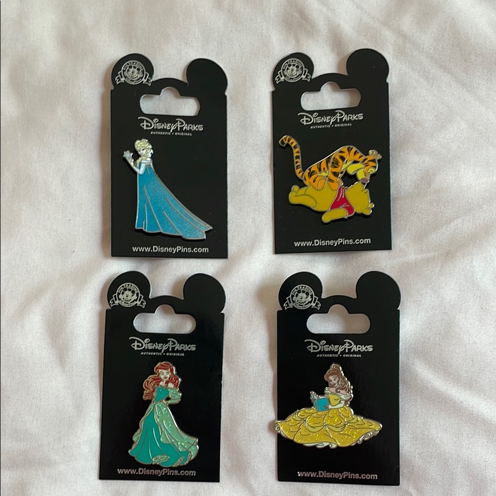 Disney Parks Character Pin Set